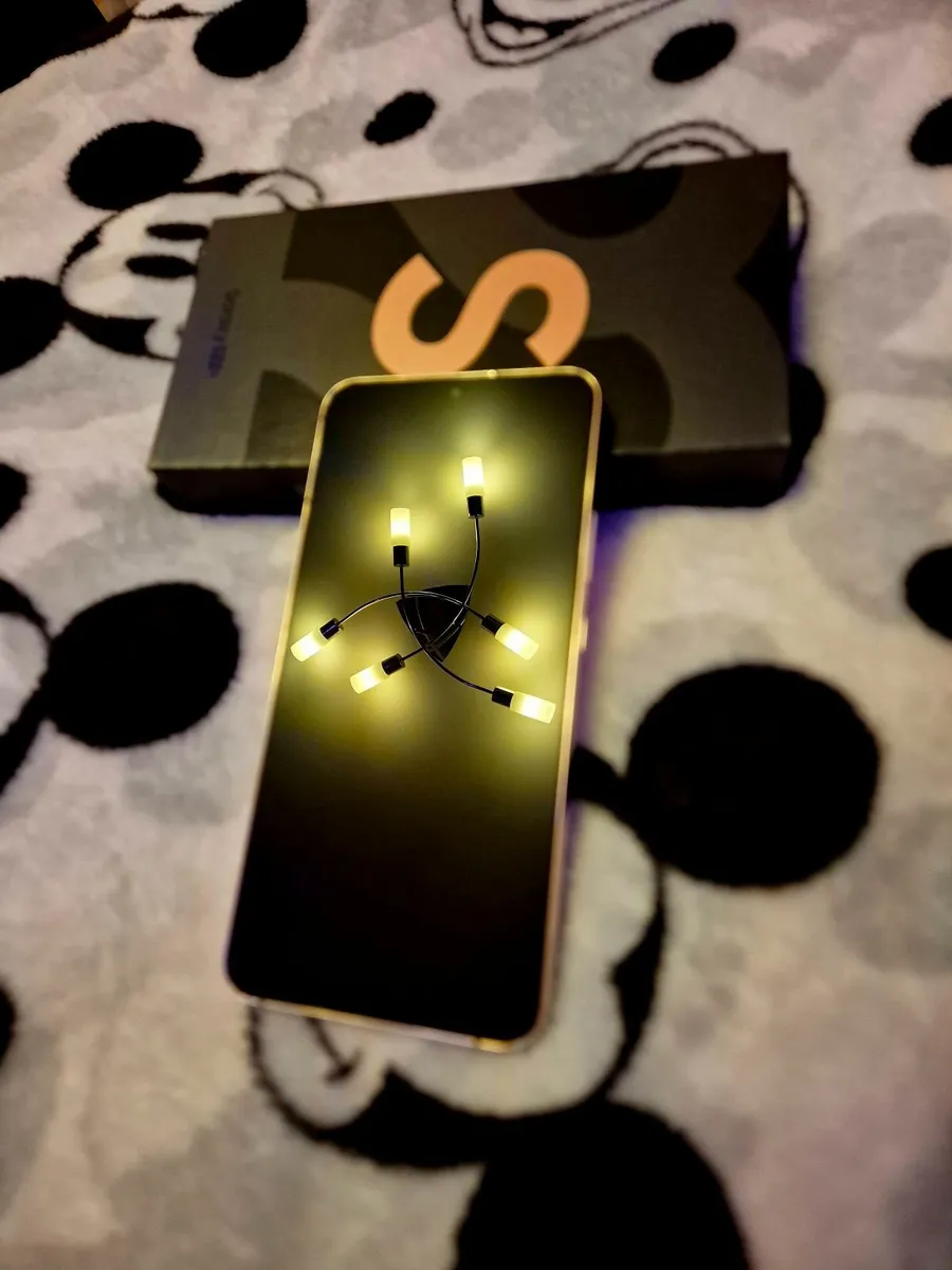 Samsung S22+ - Image 1