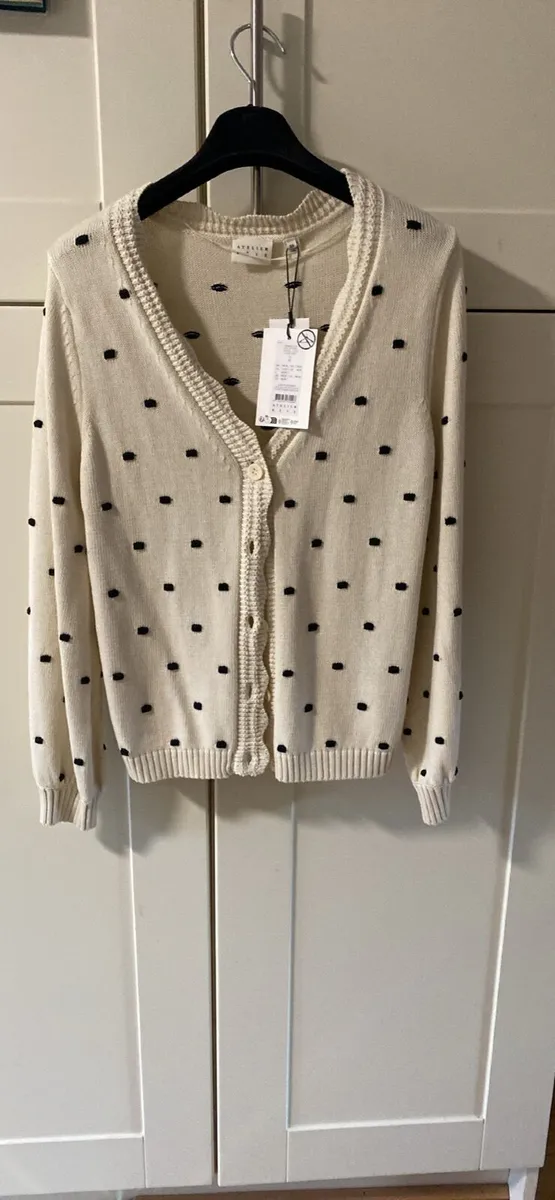 Ladies clothes - Image 1