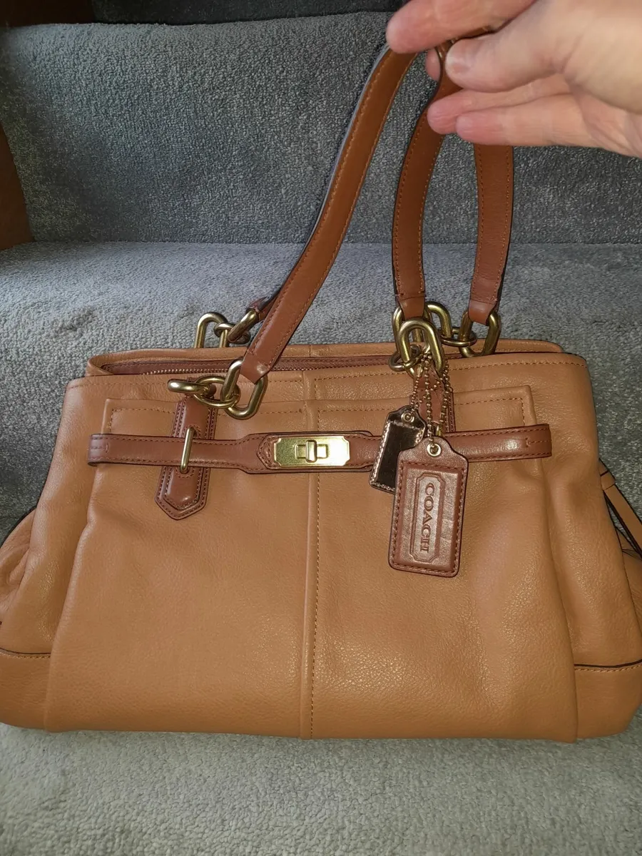 Coach handbag - Image 2