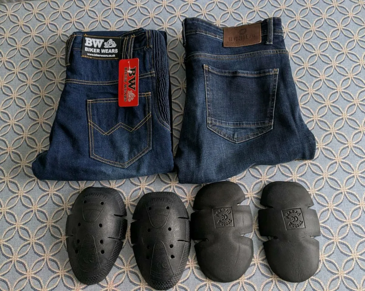 Motorcycle gear - Image 1