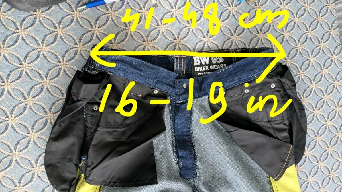 Motorcycle gear - Image 2