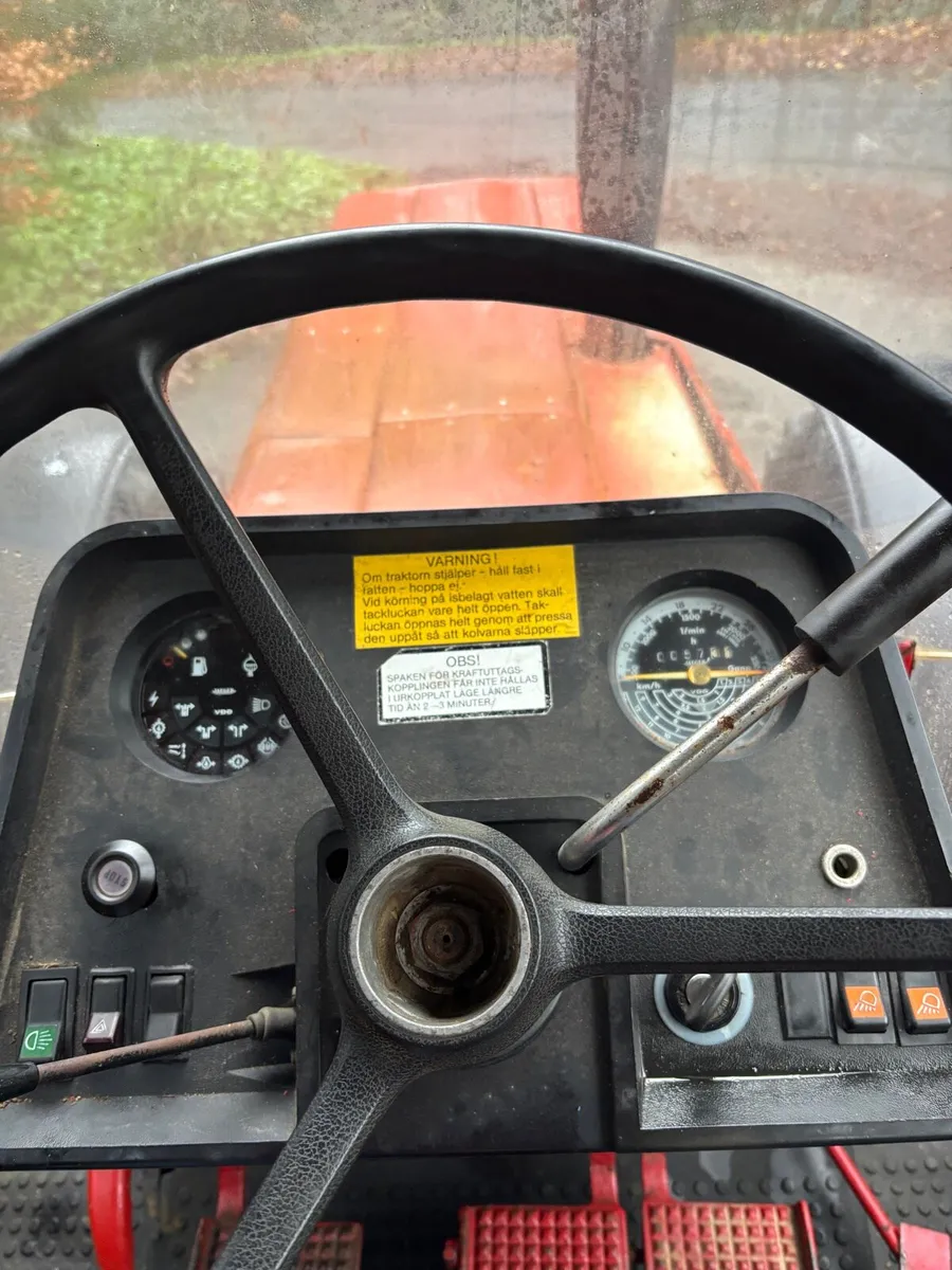 International 956XL - Image 4