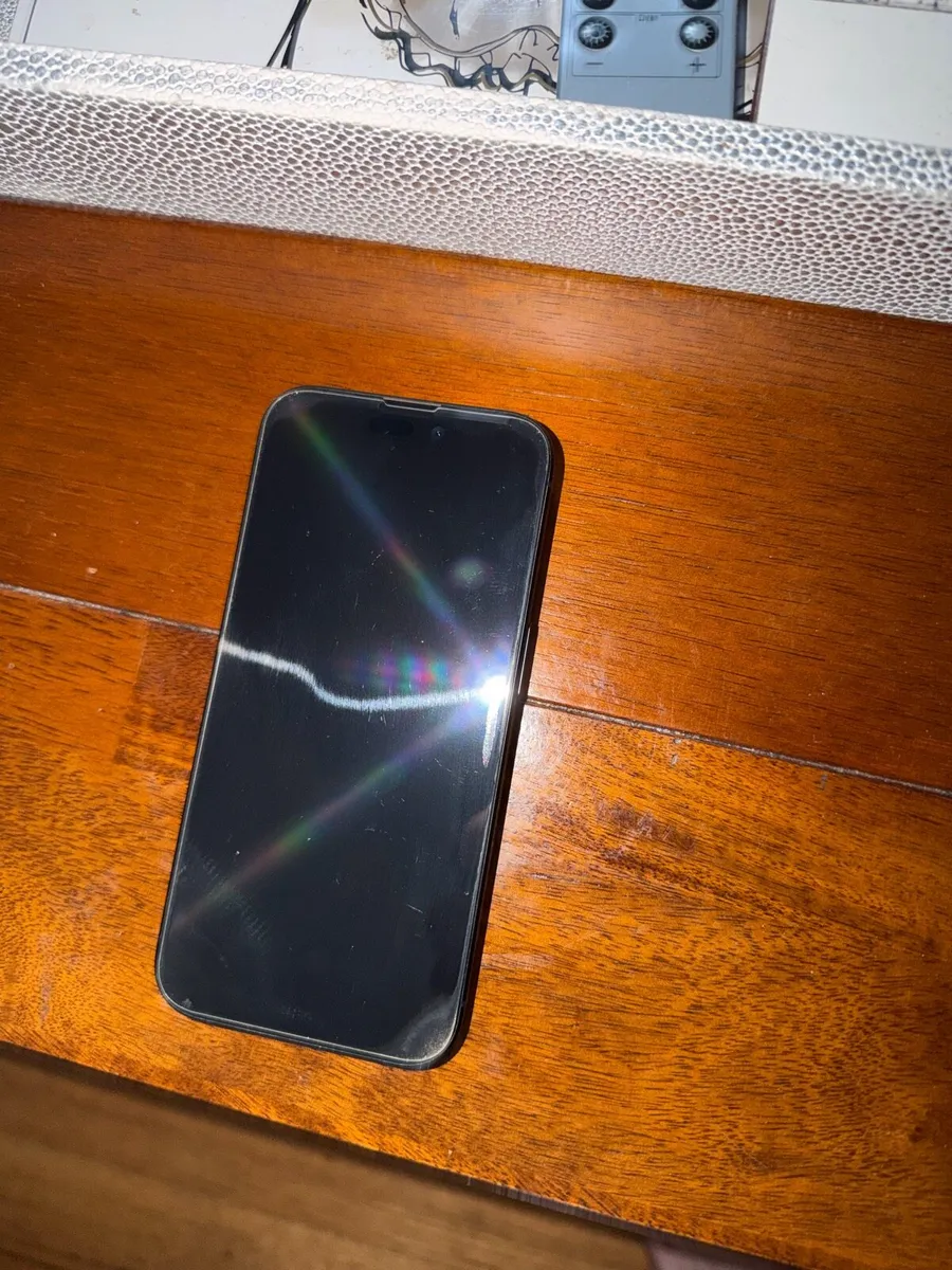 iPhone 15 pro 256gb - Image 2