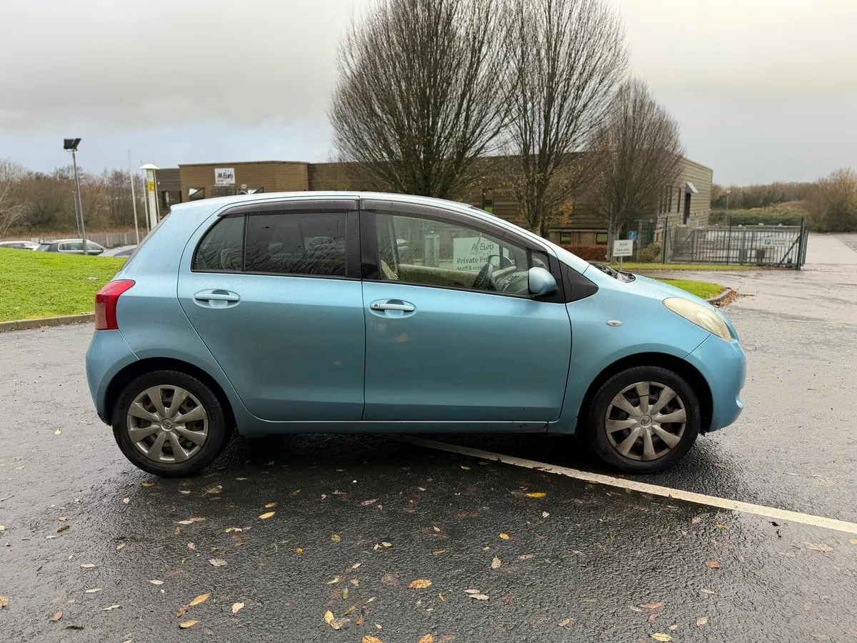 2006 Toyota Yaris 1.0 litre Petrol Automatic - Image 3
