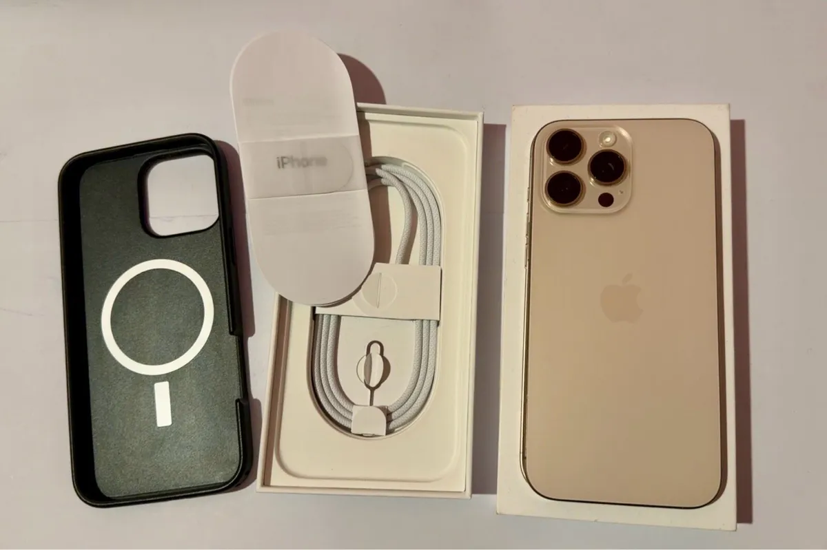 *iPhone 16 pro max 256GB like new* - Image 2