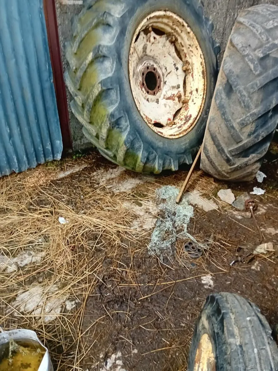 Tractor tyres - Image 3