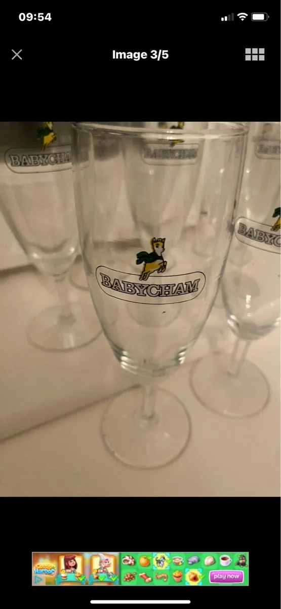 Very Rare Set of 8 Babycham Flutes - Image 3