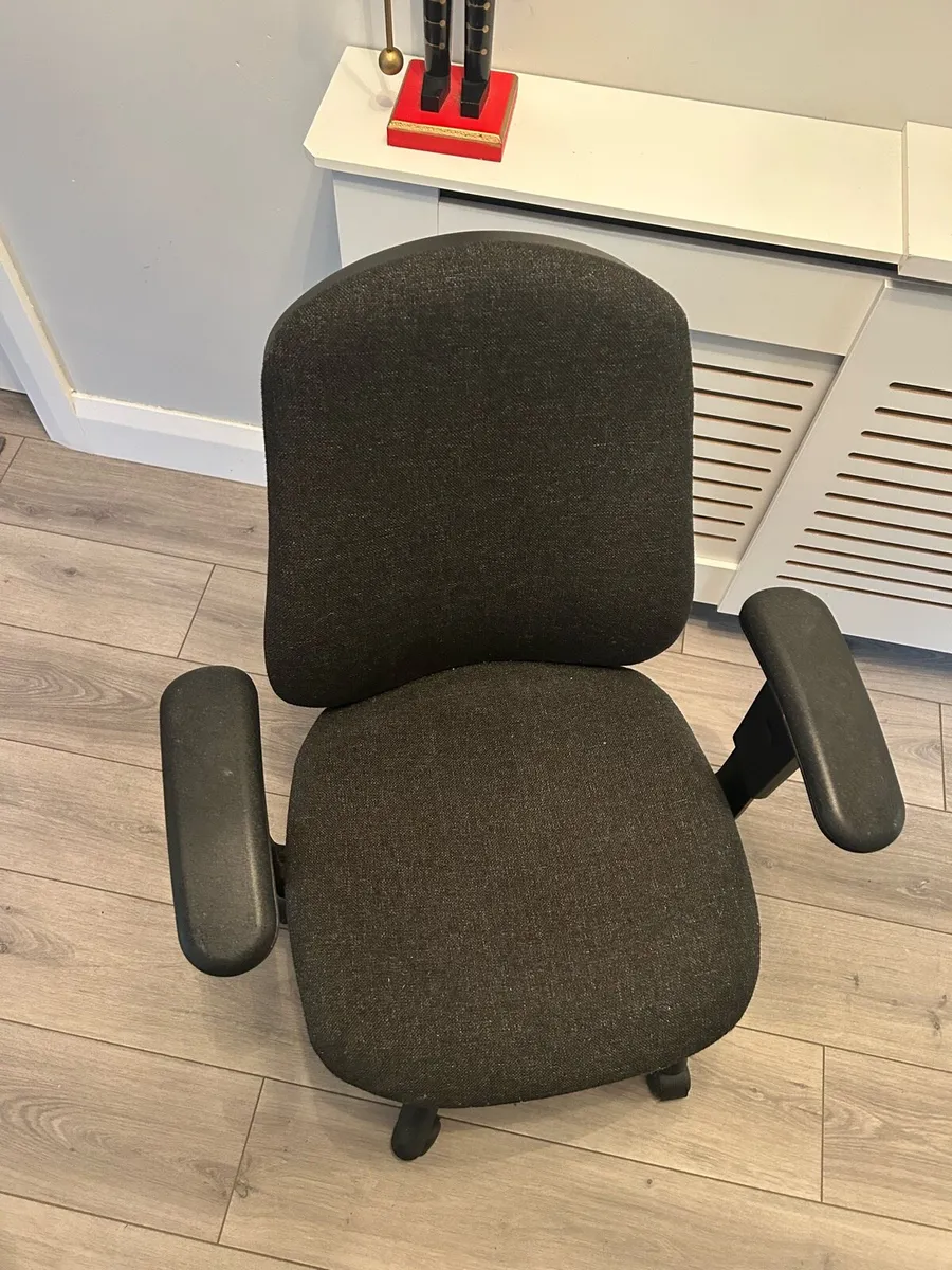 Office Chair - Image 2