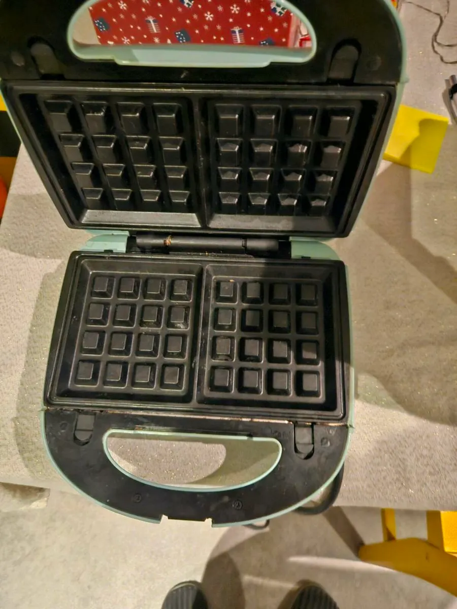 Waffle maker - Image 2
