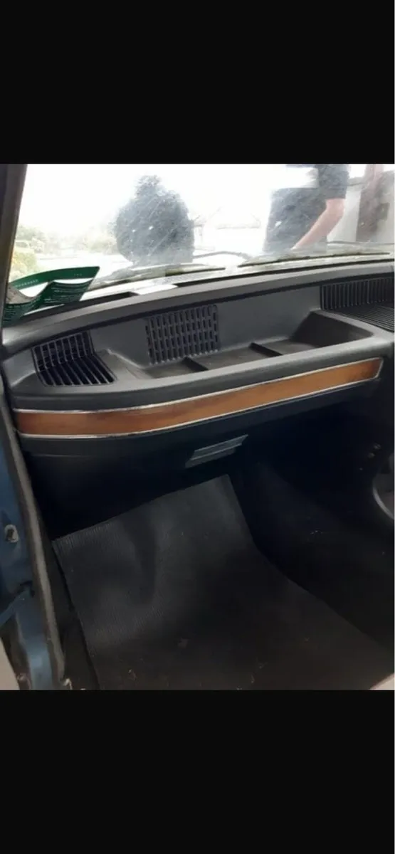 Bmw e21 and e12 - Image 2