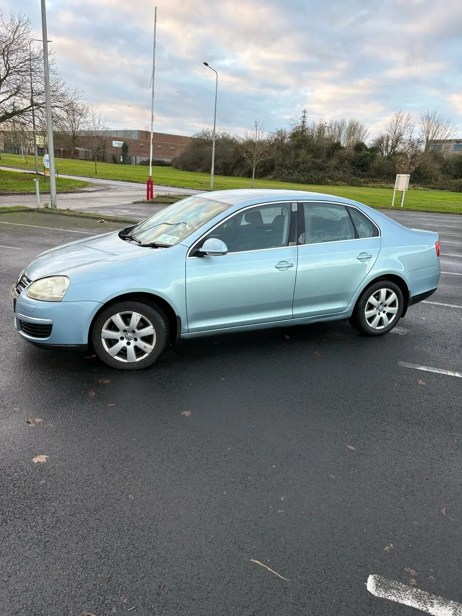 Volkswagen Jetta - Image 3