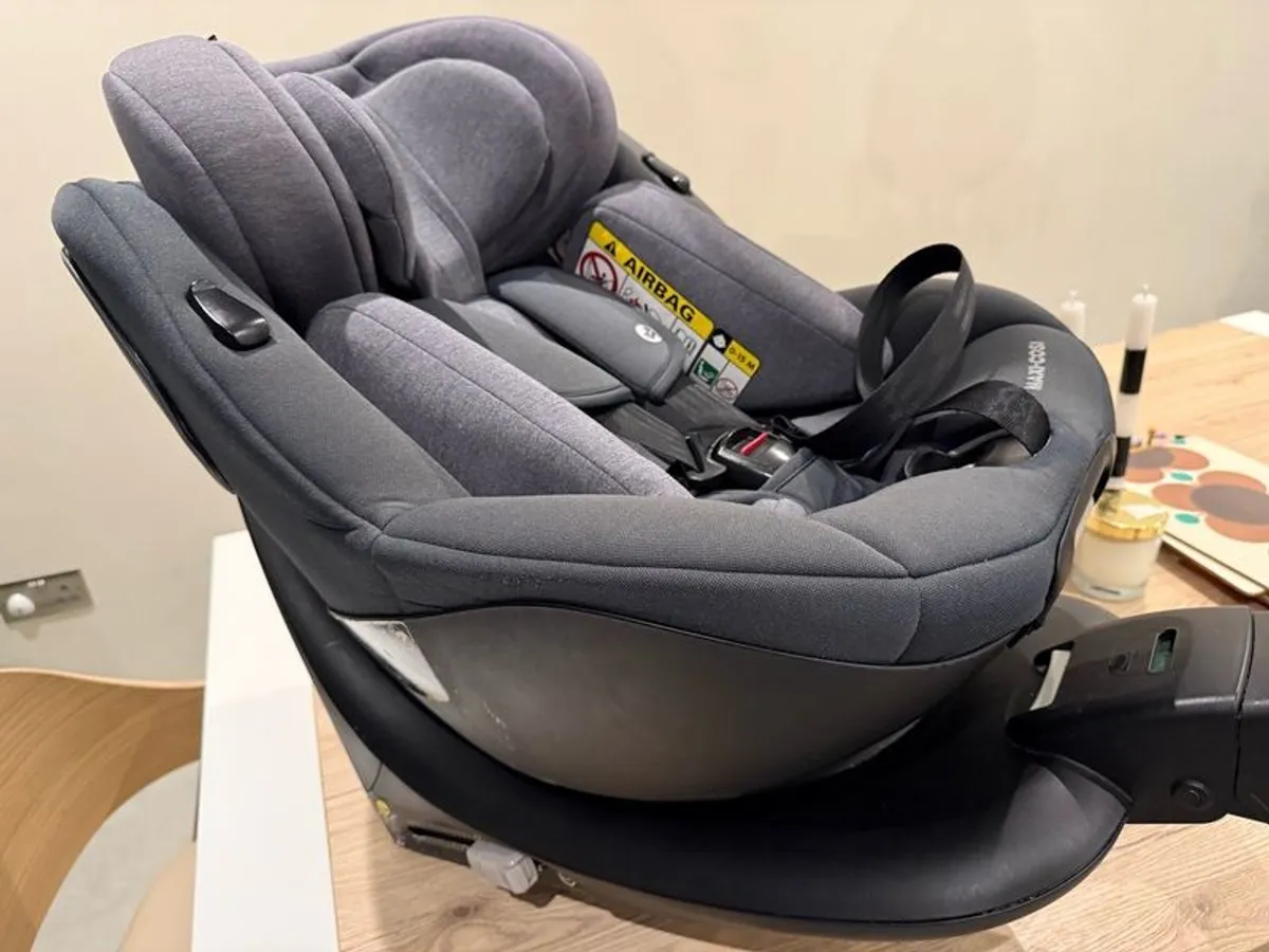 Maxi Cosi Mica 360 infant car seat - Image 2