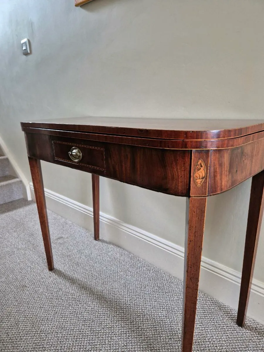 George III foldover tea table - Image 1