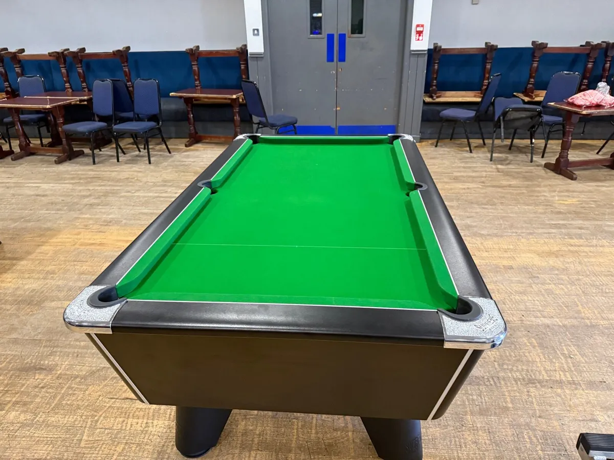 Pool table - Image 3