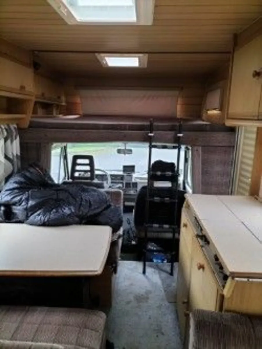 1990 Dethleffs Globetrotter – 5 Berth Motorhome - Image 2