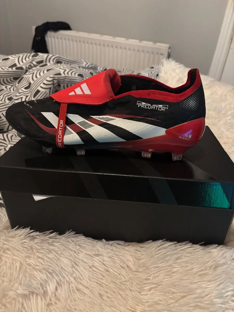 Adidas predator boots - Image 1