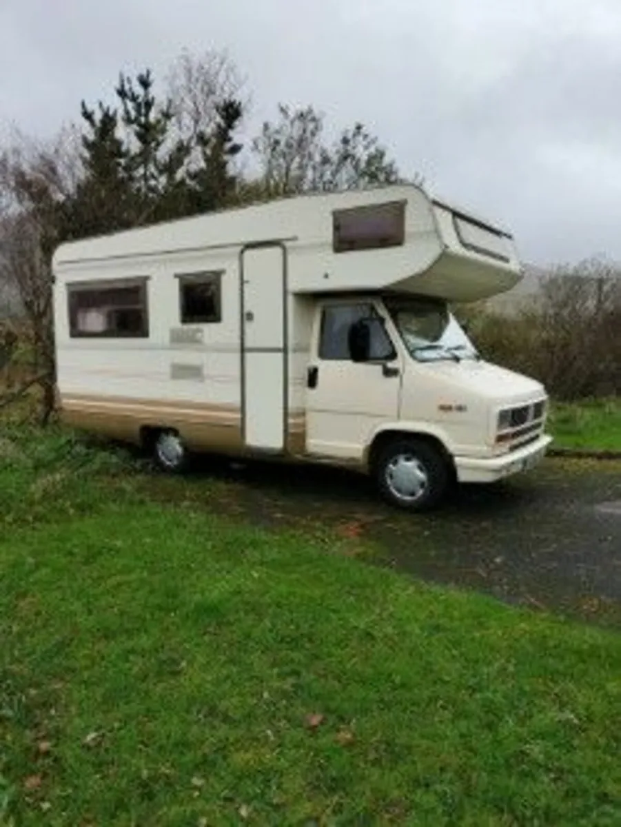 1990 Dethleffs Globetrotter – 5 Berth Motorhome - Image 4