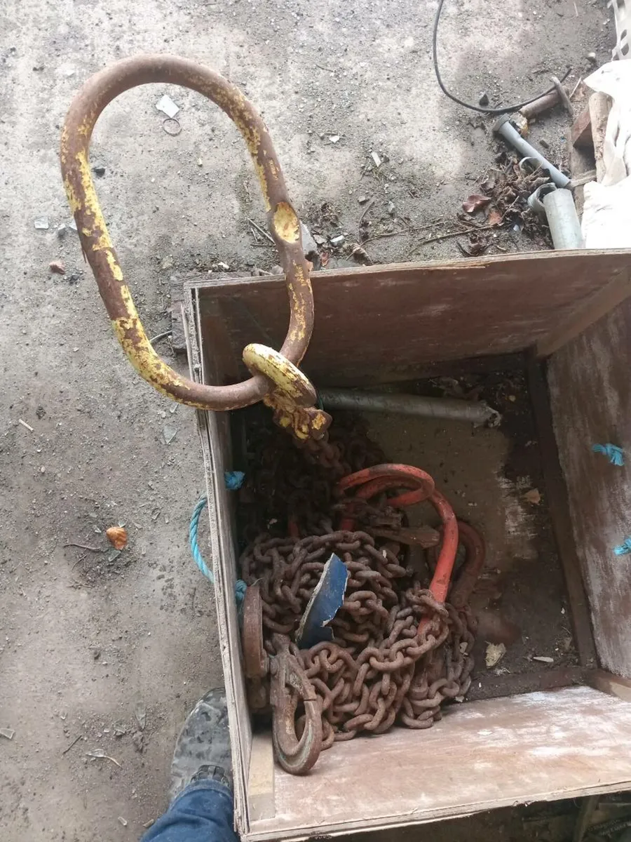 Lifting bars and chains - Image 3