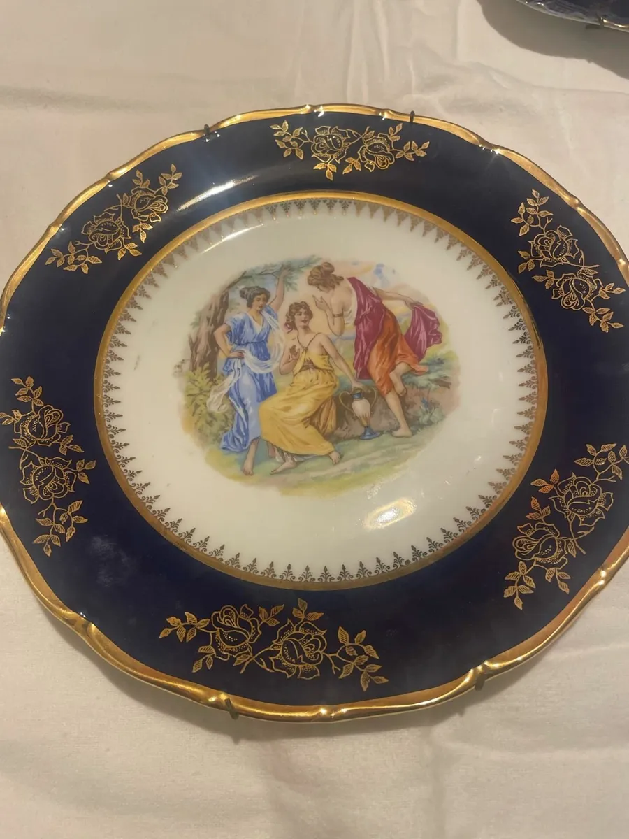 Collection of Three Ornate Porcelain Dishes - Image 2