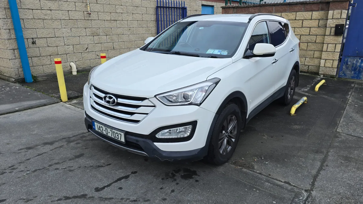 2014Hyundai Santa FE 4WD Executive 4DR,7Seats,Auto - Image 3