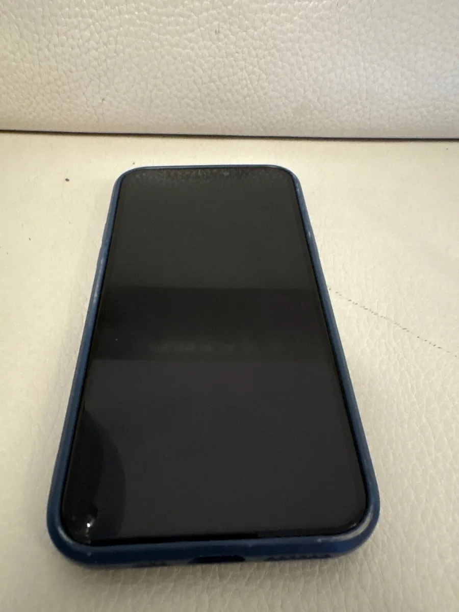 Apple Iphone 11 pro - Image 1