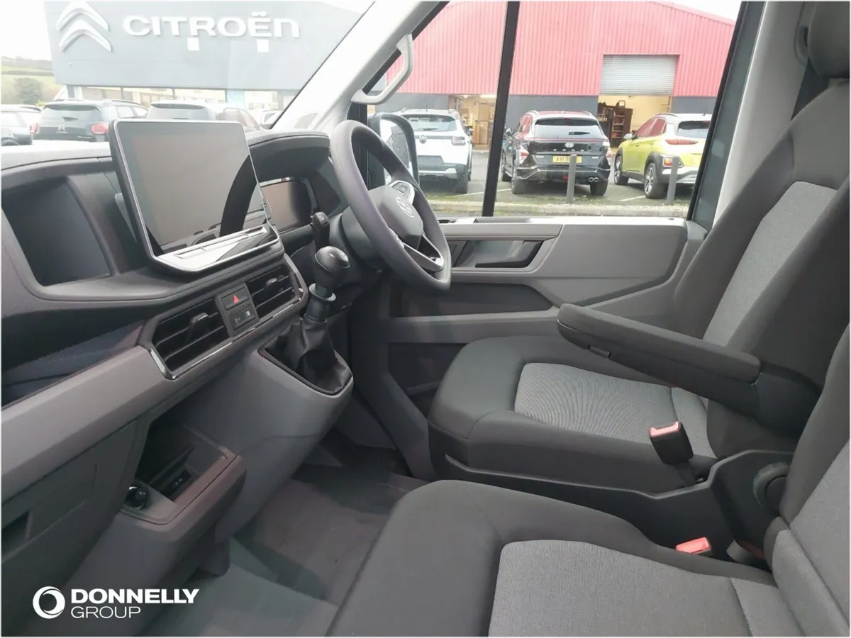 Volkswagen Crafter Cr35 Mwb Diesel Fwd Commerce Pl - Image 2