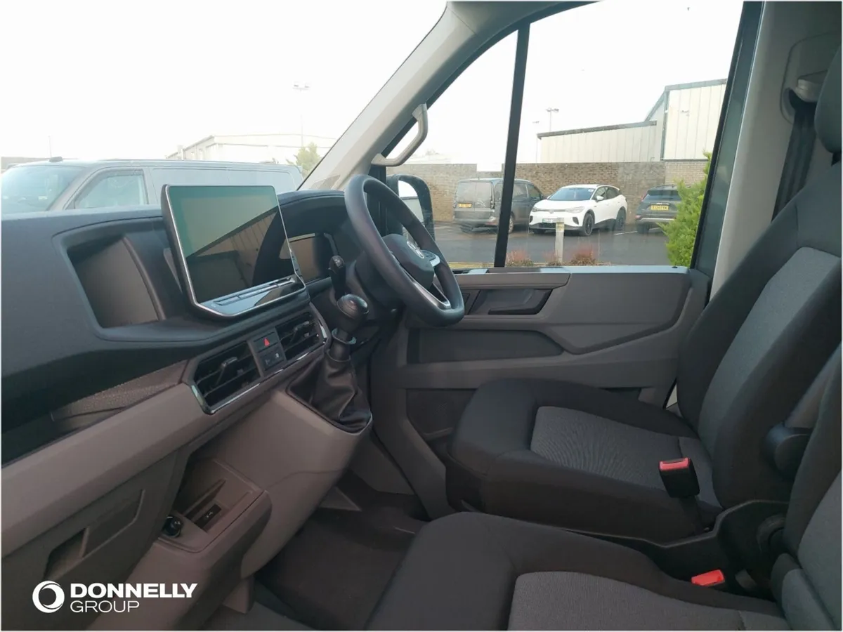 Volkswagen Crafter Cr35 Mwb Diesel Fwd Commerce Pl - Image 2