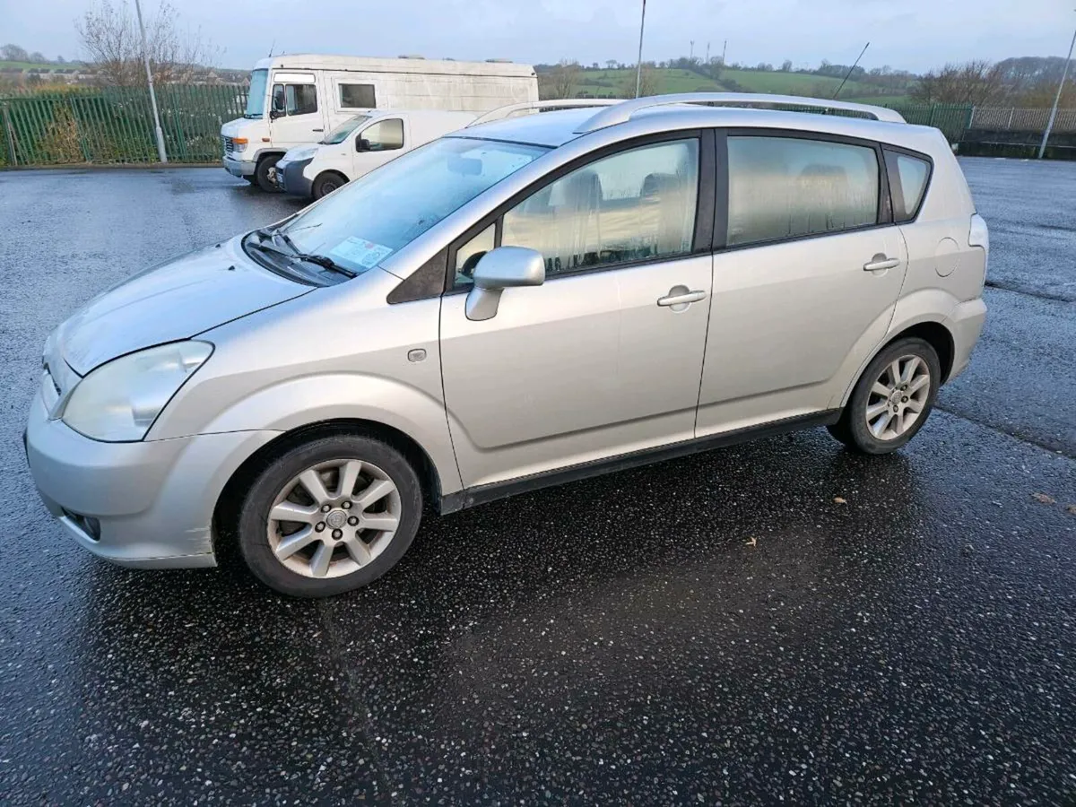2006 Toyota Corolla Verso - Image 4