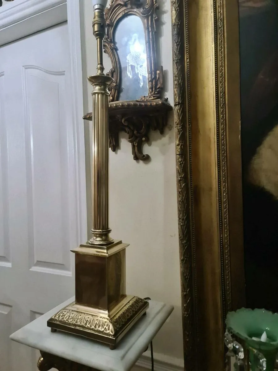A magnificent tall classical lamp POSTAGE AVAILABL - Image 1