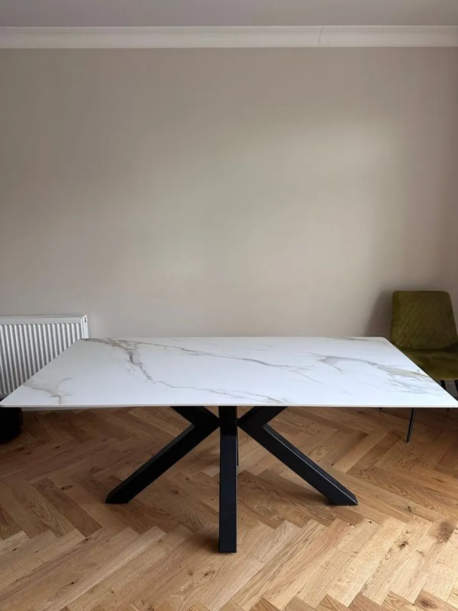 Ceramic Dining table 6 seater - Image 3