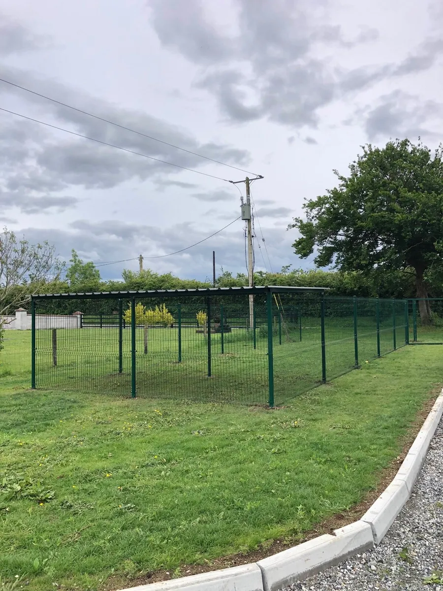 Vmesh fence panels. Posts, Gate - Image 1