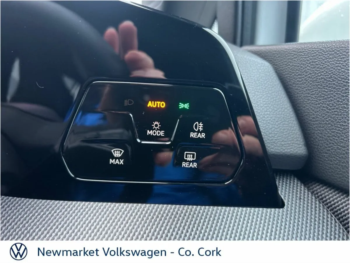 Volkswagen Golf R-LINE DSG 2.0TDI 150BHP - Image 4