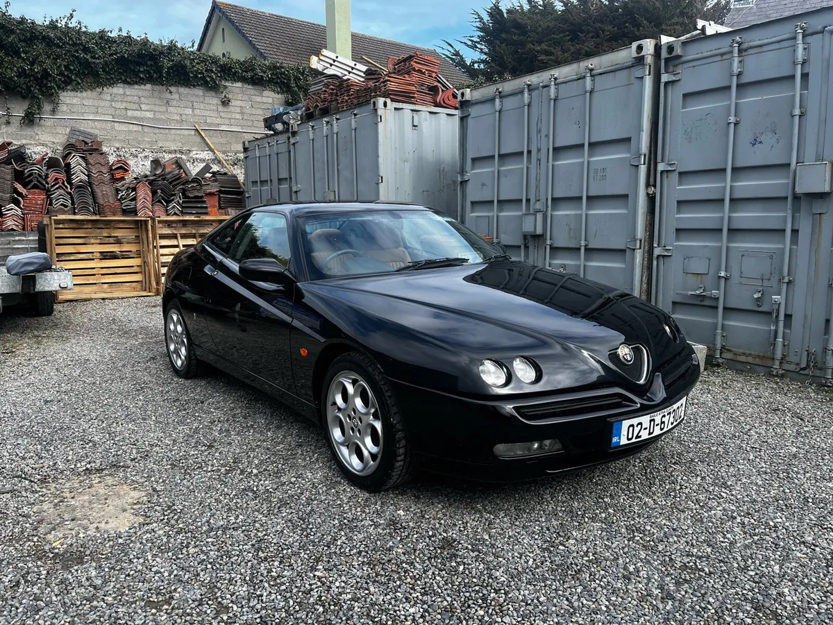 Alfa Romeo GTV - Image 1