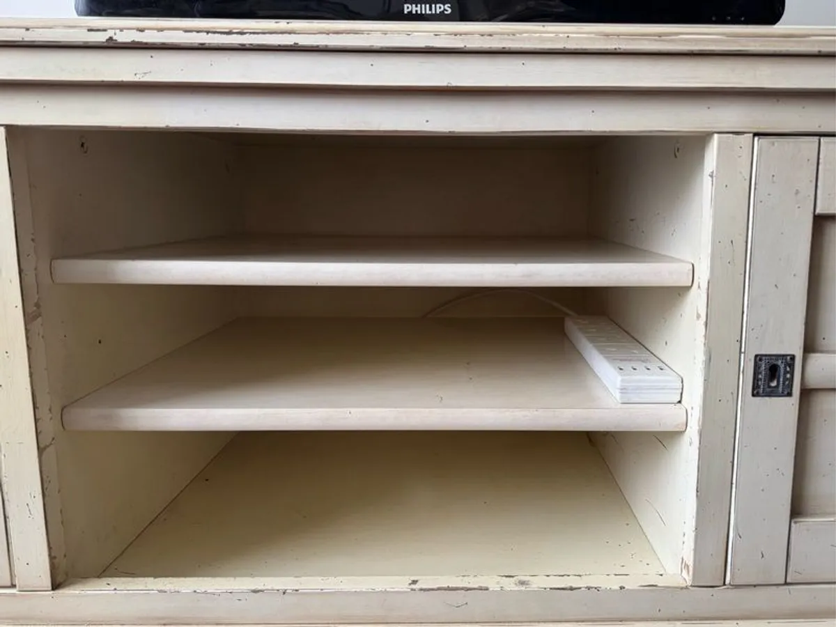 Vintage solid wood TV unit - Kilkenny - Image 2