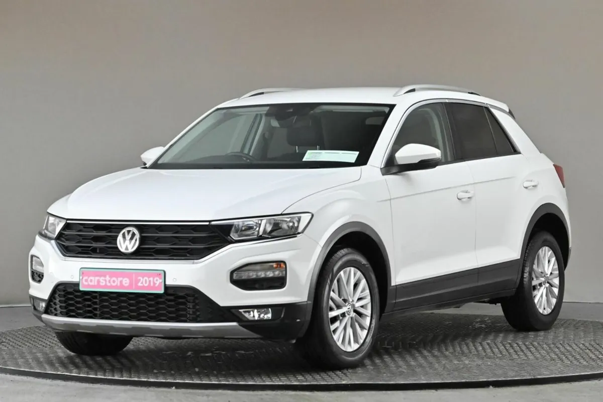 Volkswagen T-Roc 1.6 TDI DESIGN 115BHP 6SPD - Image 3