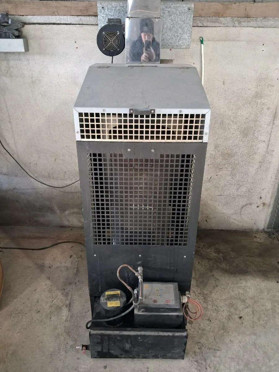 Waste oil heater - Image 1