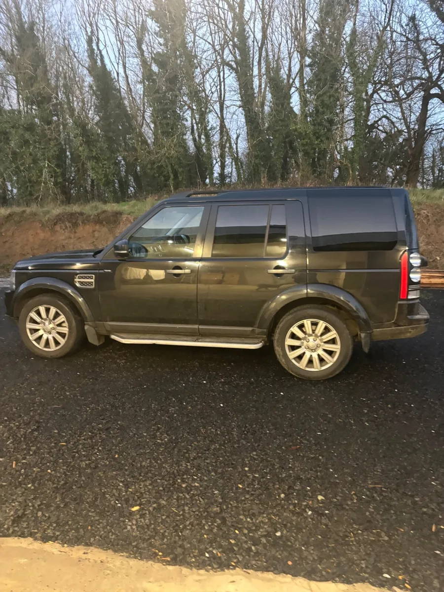 Land Rover Discovery 2015 - Image 4