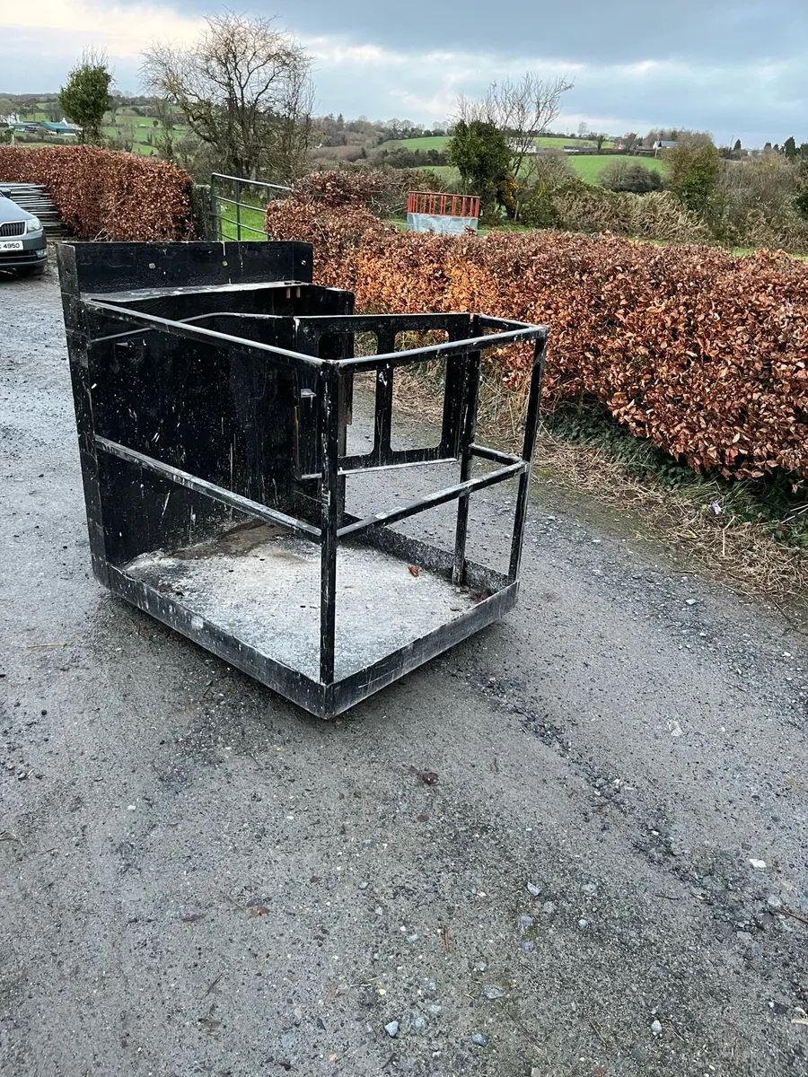 Safety Cage - Image 4