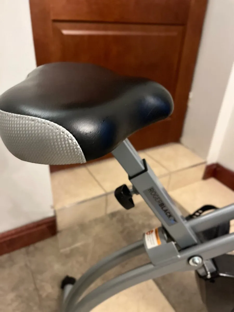 Exercise bike - Image 3