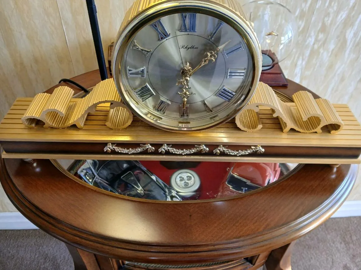 Brass mantel clock. - Image 2