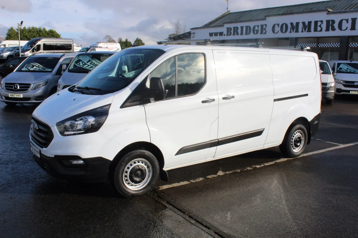 2023 Ford Transit Custom 300 L2 Leader - Image 3
