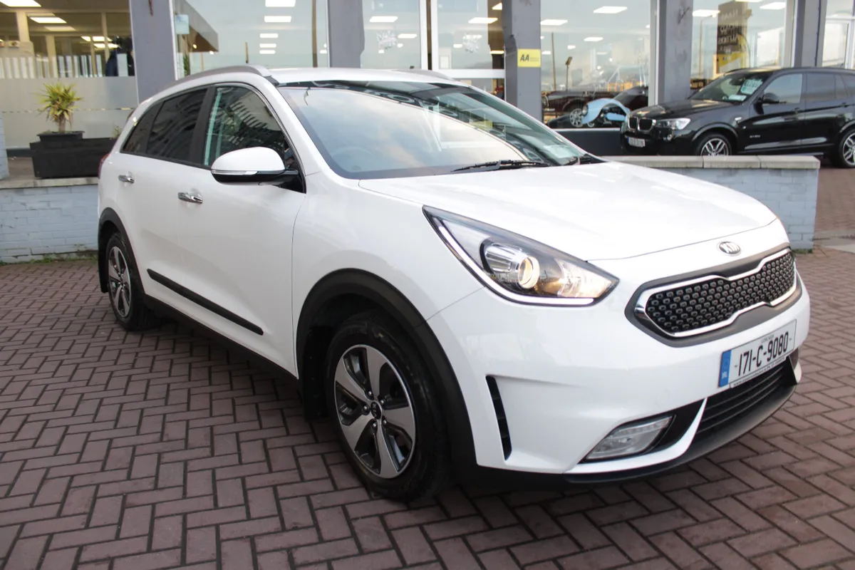 KIA NIRO HYBRID 5DR ESTATE  AUTO // ONLY 92,000 KM - Image 2