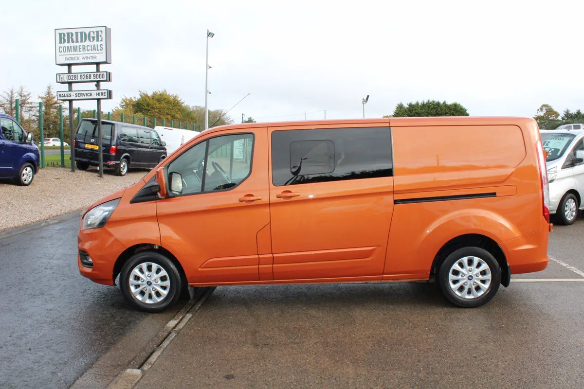 2019 Ford Transit Custom L2H1 Custom 6Seat Limited - Image 3