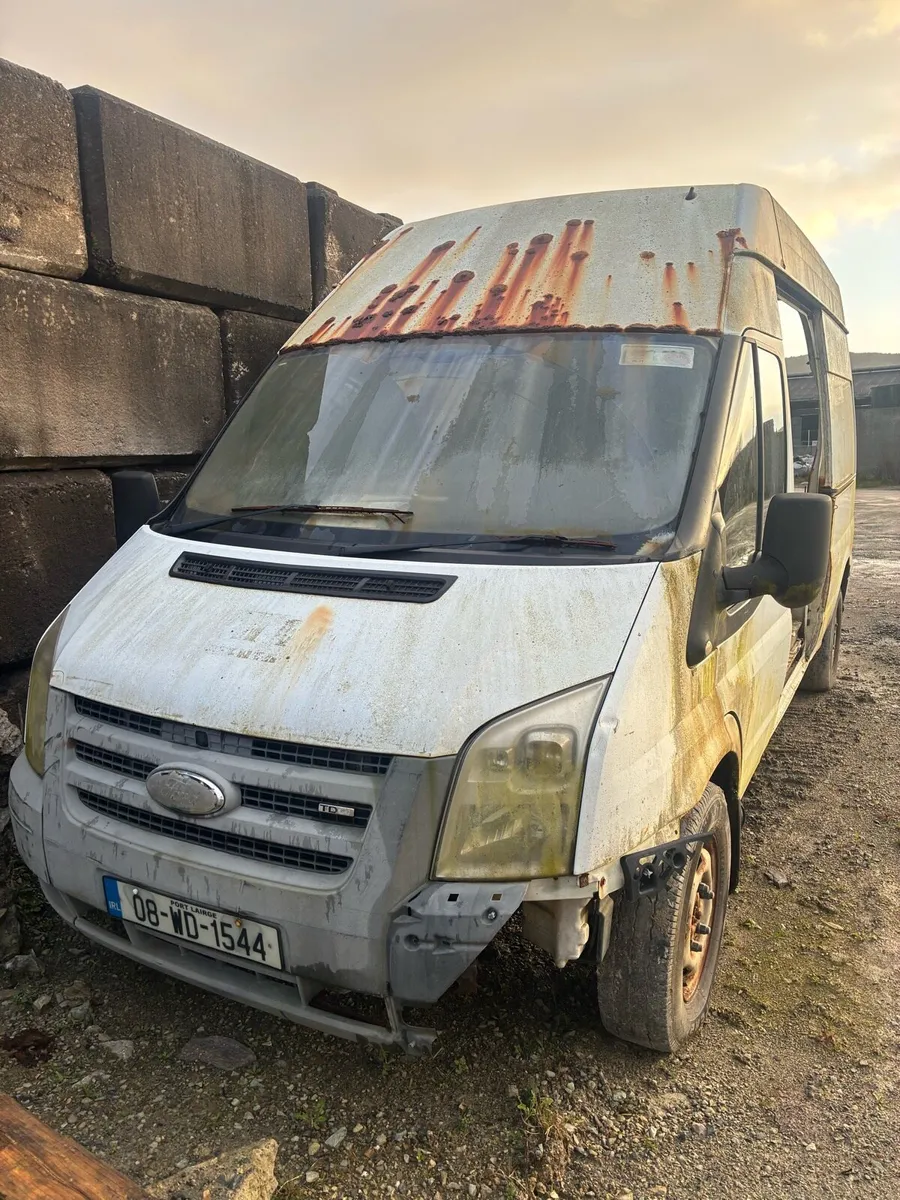 Transit van - Image 1