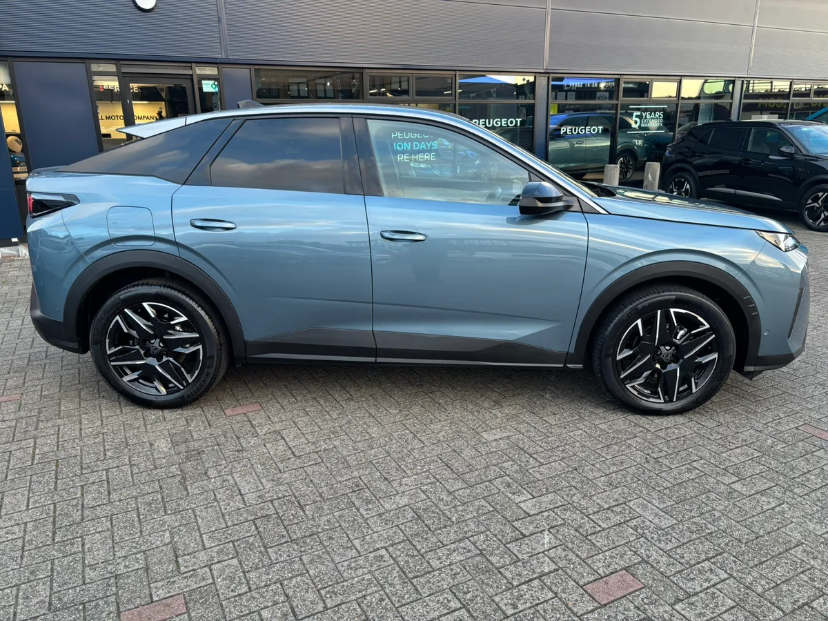 2024 Peugeot 3008 Allure Hybrid scrappage offer - Image 3