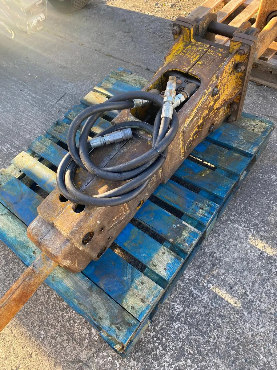 INDECO HP600 5T ROCK BREAKER - Image 3