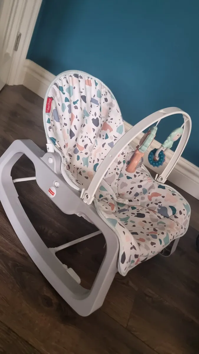 Fisher Price Infant Rocker Seat - Image 1