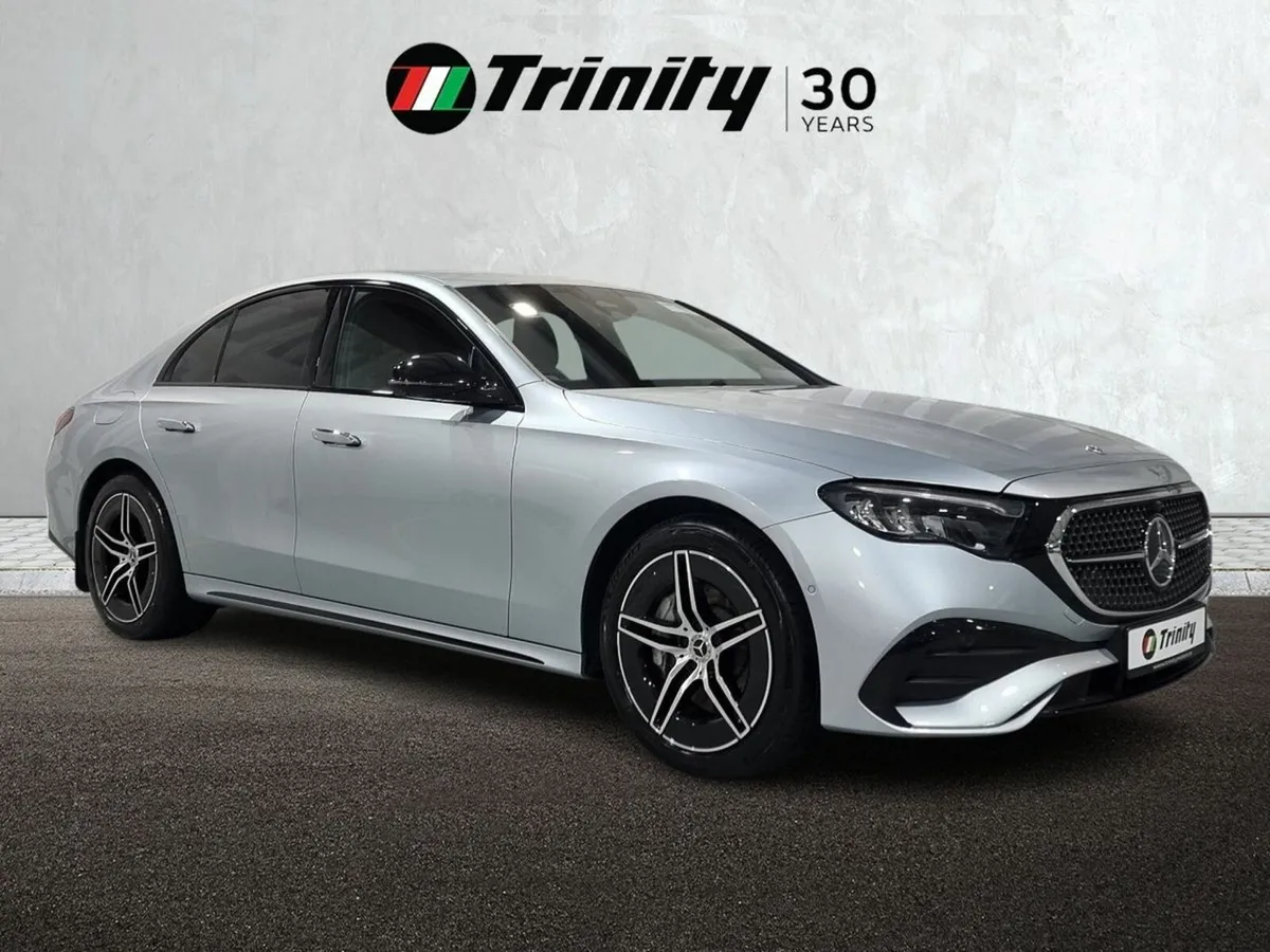 Mercedes-Benz E-Class ** 300de ** AMG LINE PLUS ** - Image 1