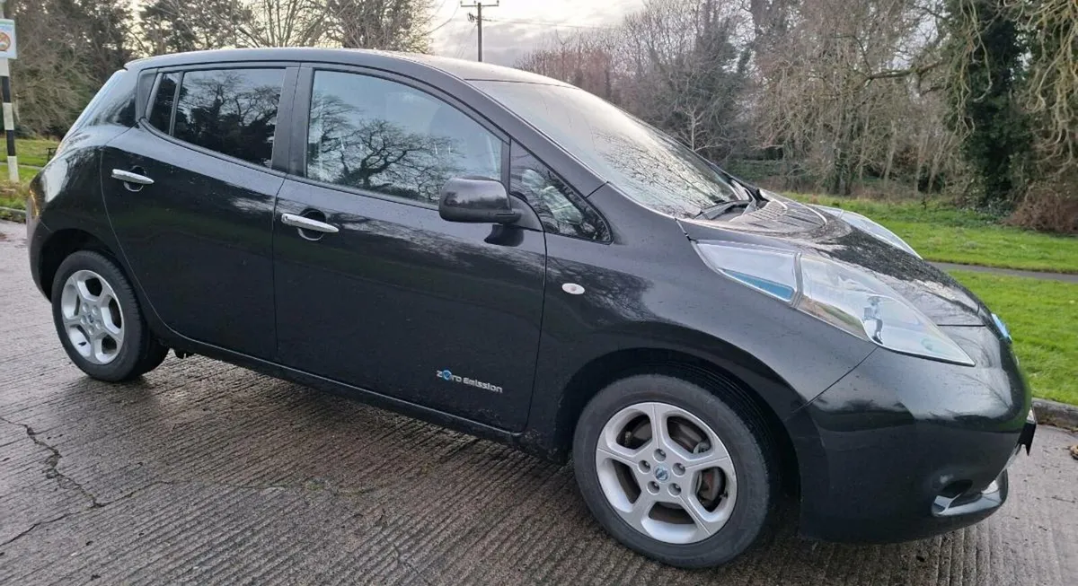 NISSAN LEAF EV. NEW 2027 NCT. FSH. - Image 4