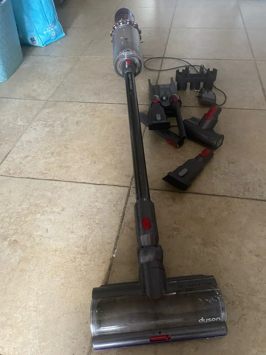 Dyson Hoover - Image 3